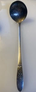 Ornate Mid-Century Serving Spoon Rogers ONEIDA LTD Silverplate - Picture 1 of 8