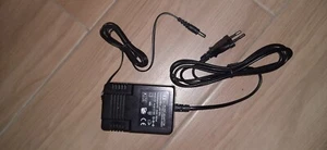 10 ALIMENTATORE AC/DC CLASS II.D5730-12-1800 TT 12v STABILIZZATO - Foto 1 di 3