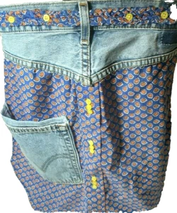 Levi's Upcycle Handmade Denim Apron 569 Jeans & Floral Pattern Tie Waist Retro - Picture 1 of 11