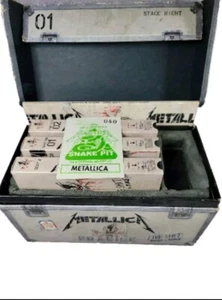VINTAGE-Metallica Live Sh*t: Binge & Purge (VHS Box Set, 1993) w/ Book, Sticker - Foto 1 di 13