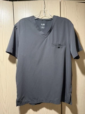 Blusa Médica Para Hombre Gris de Koi: Mediana, Cuello en V, 73% Poliéster/22% Rayón/5% Spandex Foto 1 de 2