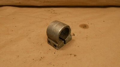 Suporte de cilindro Ferrari Mondial escravo fabricante de equipamento original PN 112393 - Imagem 1 de 4