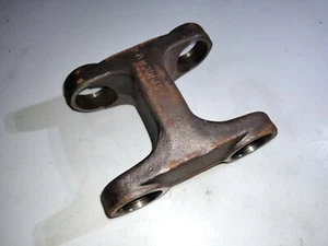 2-26-177 Nuevo Dana Spicer Doble Cardan CV Centrado Yugo o Yugo H Nuevo Stock Antiguo - Imagen 1 de 2
