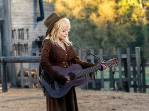 DOLLY PARTON CANTANTE DE MÚSICA COUNTRY COMPOSITOR - 4x6 Postal Impresa Brillante - Imagen 1 de 2