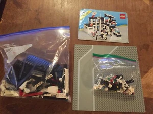 LEGO- LEGOLAND- CITY- POLICE COMMAND BASE- 6386- 100% COMPLETE - Picture 1 of 8