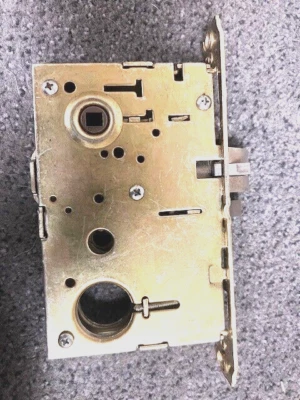 YALE 8705 KK MORTISE LOCK BODY ONLY STOREROOM FOR KNOB SPINDLE TRIM HANDED