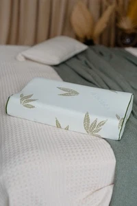 Memory Foam Pillow Sleeping Contour Neck Support Orthopedic Soft Pillows - Picture 1 of 9