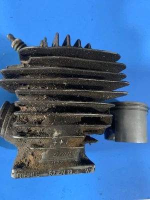 Оригинальный цилиндр цепной пилы Stihl 064 Ms640 52 мм MAHLE 52ZN19 б/у контейнер 33 - Изображение 1 из 4