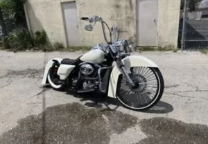 Harley Davidson Roadking Cholo 6" Stretched Rear Fender 7" wide - Picture 1 of 6