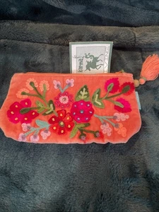 NWT Karma Living Floral Embroidered Zip Pouch Cosmetic Make Up Accessory Bag - Picture 1 of 12