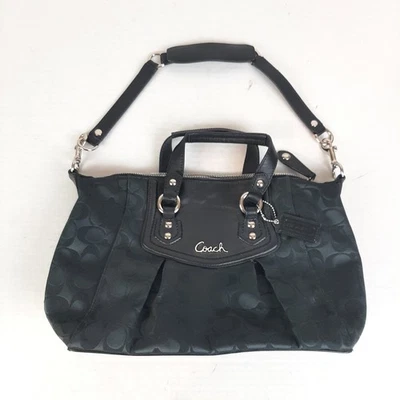Bolsa de ombro COACH Ashley Signature cetim preta com alça transversal F19242 - Imagem 1 de 4