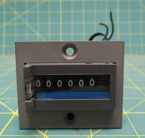 Redington Counters Inc. Model F2-3106 Panel Mount Counter - Picture 1 of 8