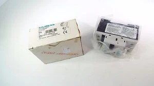 INTERRUPTOR DE CIRCUITO SIEMENS 3RV1011-0AA10 3RV10110AA10 NUEVO EN CAJA - Imagen 1 de 5
