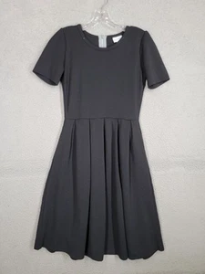 Abito Lularoe nero tinta unita Amelia vestibilità piccola e svasato plissettato manica corta festa - Foto 1 di 8
