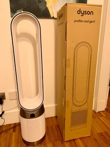 Dyson Purifier CoolTM Gen1 - TP10 (Bianco/Argento) - Foto 1 di 5