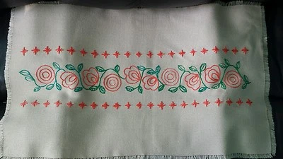 Vintage hand made embroidered table topper tablecloth beige 84cm × 49cm - Image 1 of 2