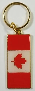 Canada Flag Keychain Key Ring Gold Colour Country Celebration Souvenir  - Bild 1 von 3