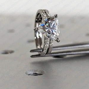 7 mm Trillion Cut Moissanit Braut Set Verlobungsring 14k Weißgold plattiert - Bild 1 von 15