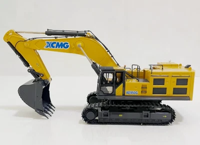 1:35 XCMG XE950G Crawler Excavator Construction Machine Equipment Diecast Model - Image 1 of 4