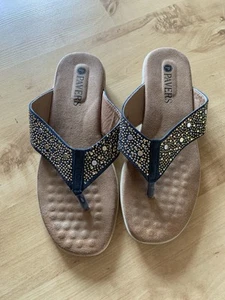 Pavers Cushioned Toe Peg Post Sandals Size 39 6 Navy Blue Gold Silver Sparkles - Picture 1 of 7