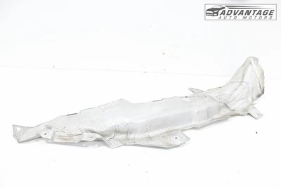 Jaguar F-Pace 2017-2020 AWD 2,0 L sistema de escape delantero derecho escudo térmico OEM Foto 1 de 4