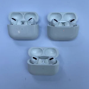 3x Apple AirPods Pro (1. Gen) - mit Case - Bastlerware - Zdjęcie 1 z 3