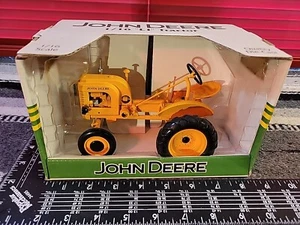 John Deere LI 1/16 Diecast Industrial Tractor Replica Collectible By SpecCast - Picture 1 of 6