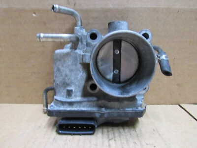 2007 2008 2009 2010 Scion XB 2.4 Throttle Body Assembly OEM 22030-28070 - Image 1 of 4