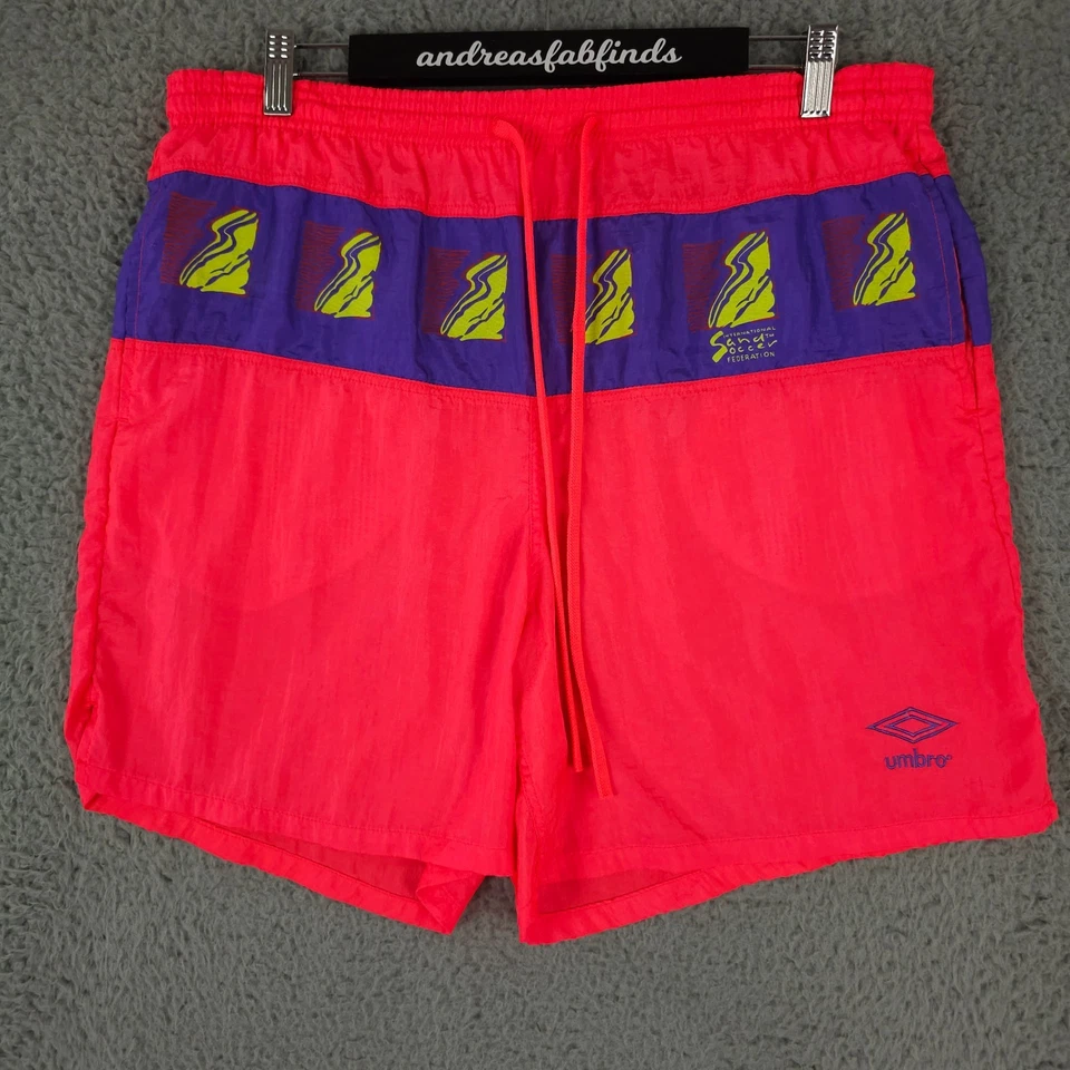 Shorts Umbro Masculino Antigo M Laranja Neon Roxo Federação Internacional de Futebol Areia - Imagem 1 de 4