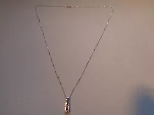 9ct White Gold Diamond and Sapphire Pendant on Chain.18in chain.Weight 1.5grams. - Picture 1 of 24