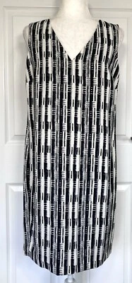 NEXT Black White Stripe/Geometric Shift Dress Sleeveless Size UK 14 BNWT £45 - Image 1 of 4