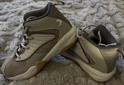 Shaq Raq 低帮青少年篮球鞋 3 码 — 第 1/4 张图片