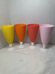 Tupperware Parfait Dessertbecher 4er Set Sommerfarben gelb rosa lachs orange - Bild 1 von 7