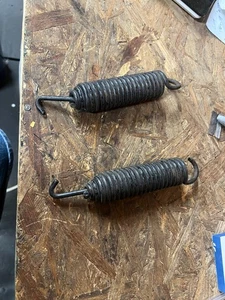 1942 1946 1947 1948 Pontiac NOS Hood Springs   Read Description - Picture 1 of 2