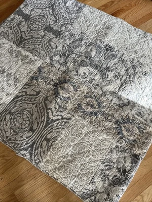 Colcha acolchada reversible Pottery Barn Quilt Tessa King retazos Foto 1 de 4