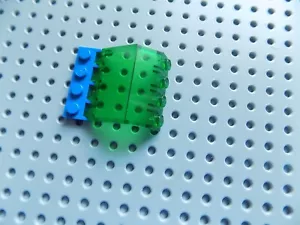 Lego Panel 2 x 4 x 3 1/3 with Hinge and Plate 1x4 Translucent Green/blue - Picture 1 of 2