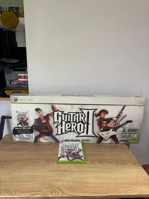 Manette filaire 360 Guitar Hero Gibson X-Plorer - En boîte + jeu - Très bon état - Photo 1/4