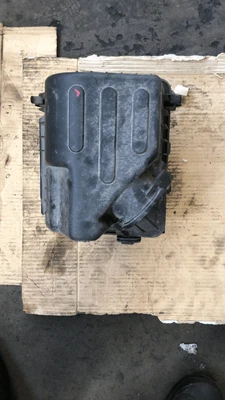 2311035102 Filtro de aire compl.  SSANGYONG TIVOLI 1.6d (85Kw) 2WD Suv d0aec2 - Imagen 1 de 2