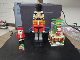 DISNEY LEGO LOT #40223  #40254 #30478 Christmas Santa / Snowglobe/Nut Cracker