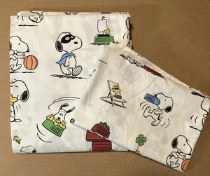 Pottery Barn Kids Peanuts Snoopy TWIN Flat Sheet & a Standard Pillowcase - Picture 1 of 16