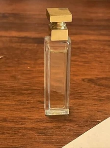 Vintage Elizabeth Arden MINI Perfume - Picture 1 of 12