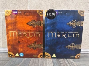 Merlin: Complete Series 1+2 DVD Boxset Bundle - Mint Condition - Foto 1 di 18