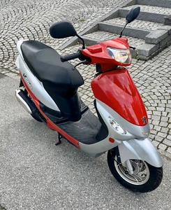 Peugeot Roller 50 ccm Rot/Silber - Bild 1 von 10