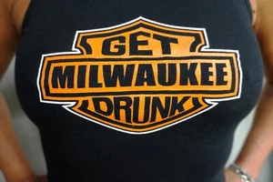 GET MILWAUKEE DRUNK BAR & SHIELD DAMEN SMALL SCHWARZ BELLA TANK TOP 100 % BAUMWOLLE - Bild 1 von 6