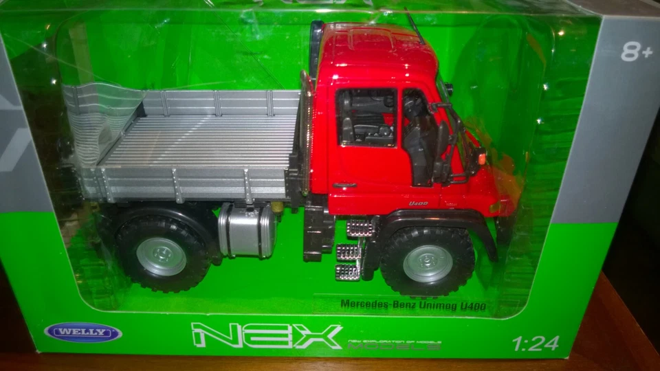 Mercedes-Benz Unimog U400 Welly 1:24 - Immagine 1 di 1