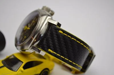 CORREA RELOJ MA 26 24 22MM PIEL DE BECERRO GENUINA FIBRA DE CARBONO NEGRO AMARILLO PARA PANERAI Foto 1 de 4