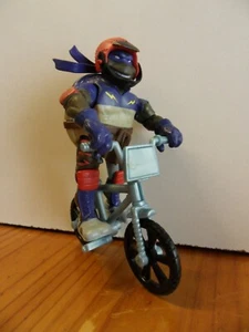 Vintage Tmtn Turtles Ninja: Donatello On Bike cross Bike - Picture 1 of 1