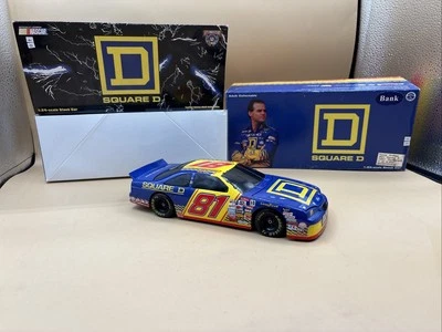 肯尼·华莱士 #81 平方 D 1/24 1997 年纳斯卡压铸银行带盒 — 第 1/4 张图片