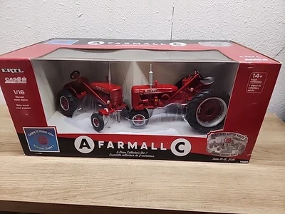1/16 IH International Harvester Farmall Set A & C Models Wisconsin Chapter 4 - Image 1 of 4