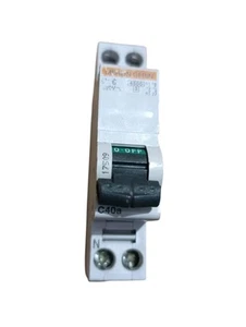 Schneider 17509 Interruttore Magnetotermico Dpn C40a 1P+N C40a 16A 4500A - Imagen 1 de 5